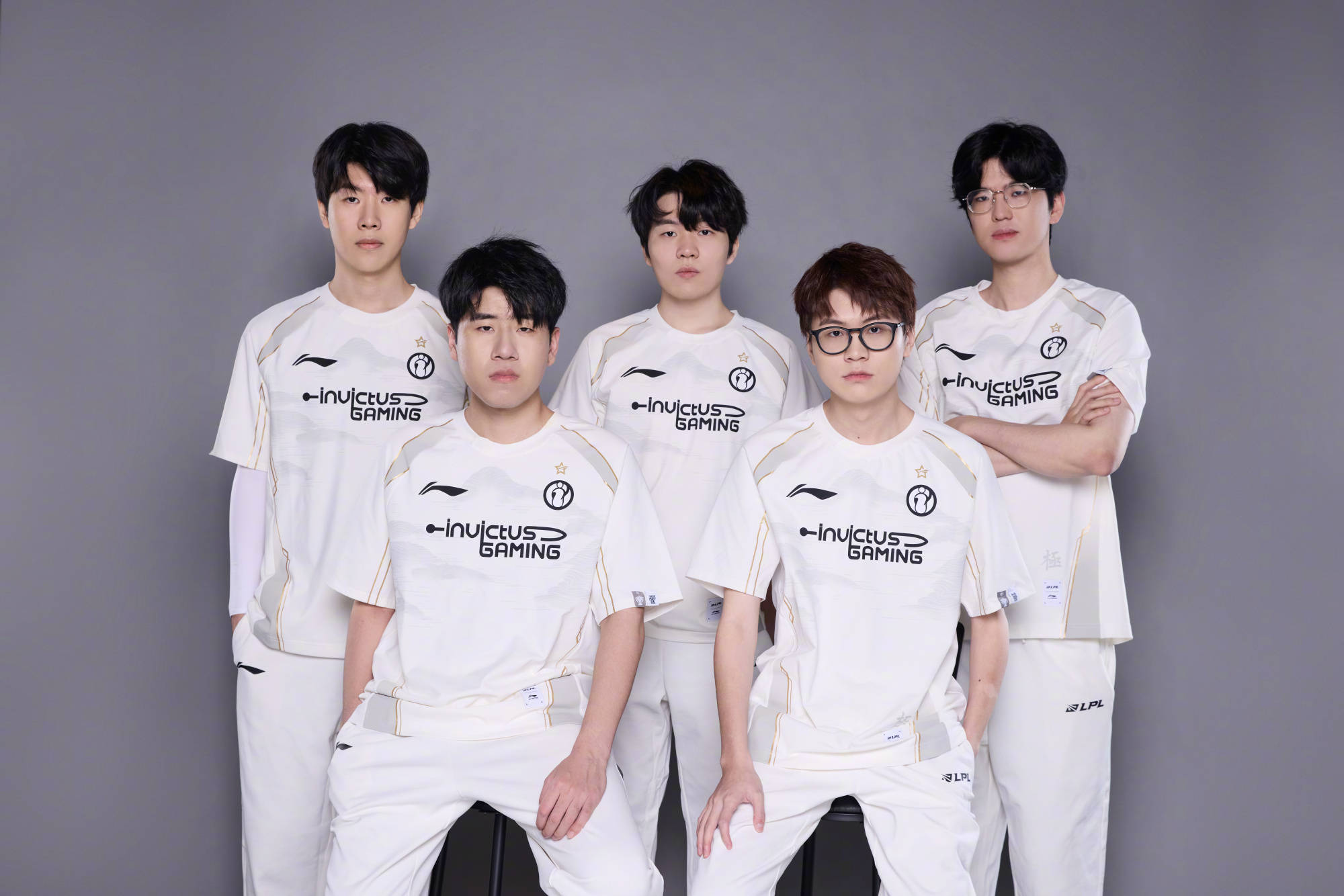 IG险胜WBG，Doinb完成史诗逆转激烈交锋入围赛，点燃全场激情