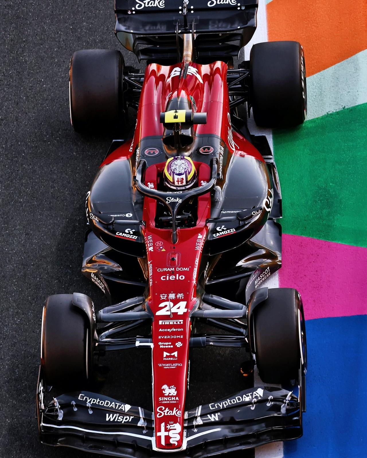 索伯车队力克红牛二队，周冠宇扛起全队的简单介绍