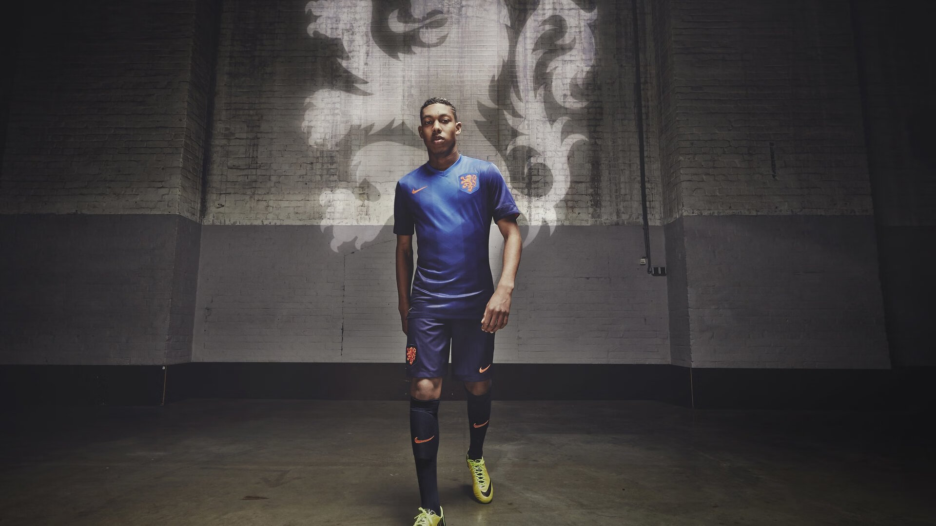 开云体育官网-雪夜鏖战与伯纳乌奇迹，当东契奇与贝林厄姆同时定义巨星接管