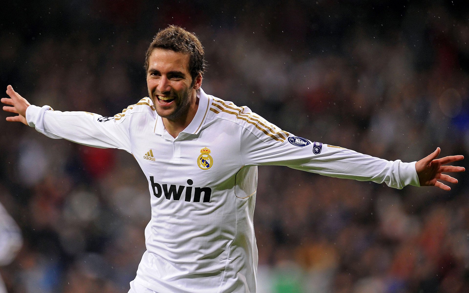 楚阿梅尼一剑封喉!加纳力克威尔士,非洲黑星闪耀世界杯